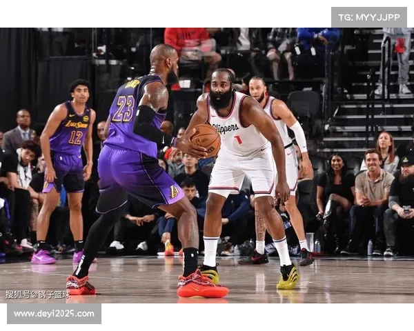 快船vs湖人：哈登送出10次助攻组织全队